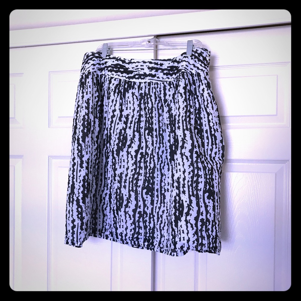 Liz Clairborne black/white a-line skirt